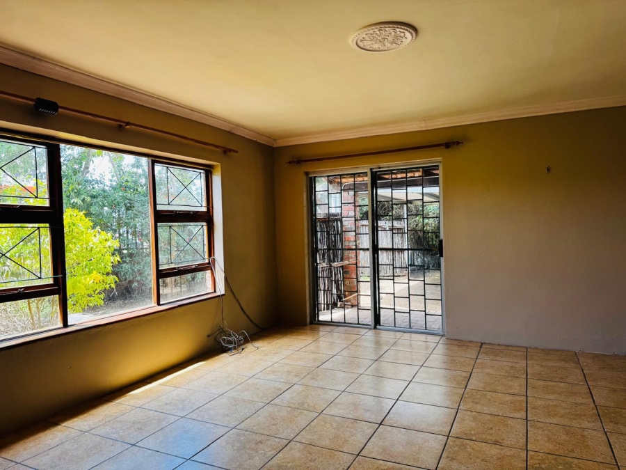 4 Bedroom Property for Sale in C Place Eastern Cape